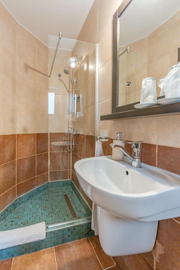 Vila Trubadur - Adults Only Bran  Exterior foto